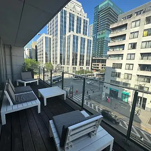 apartment-in-city-center-with-balcony-view.brusselshotelsbook.com/